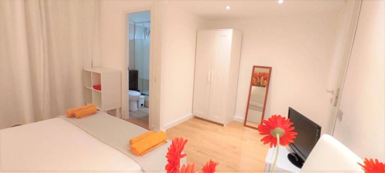 Living Cagliari Marina Bed & Breakfast Dış mekan fotoğraf